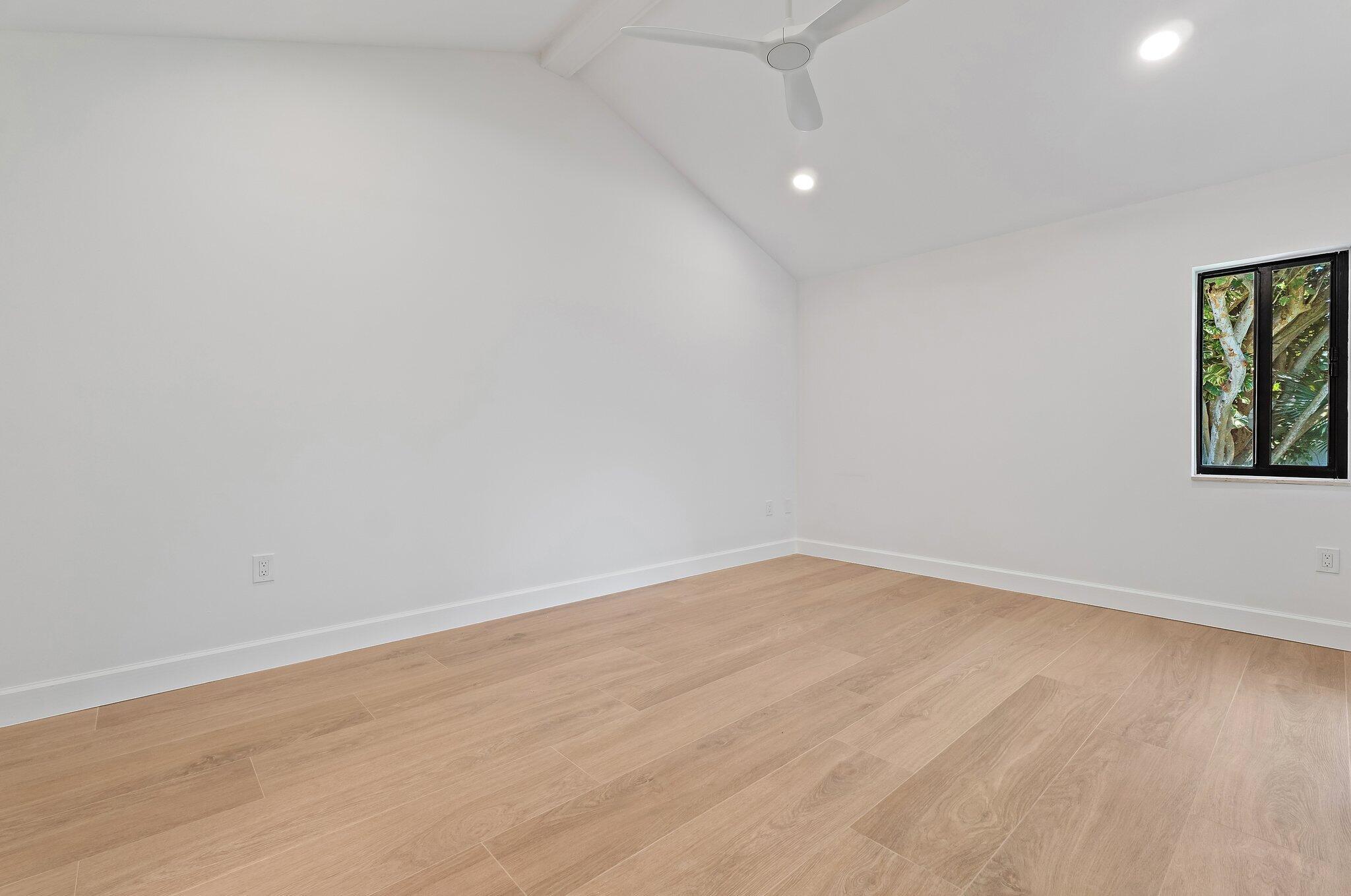 RIDGE AT THE BLUFFS - Residential Lease