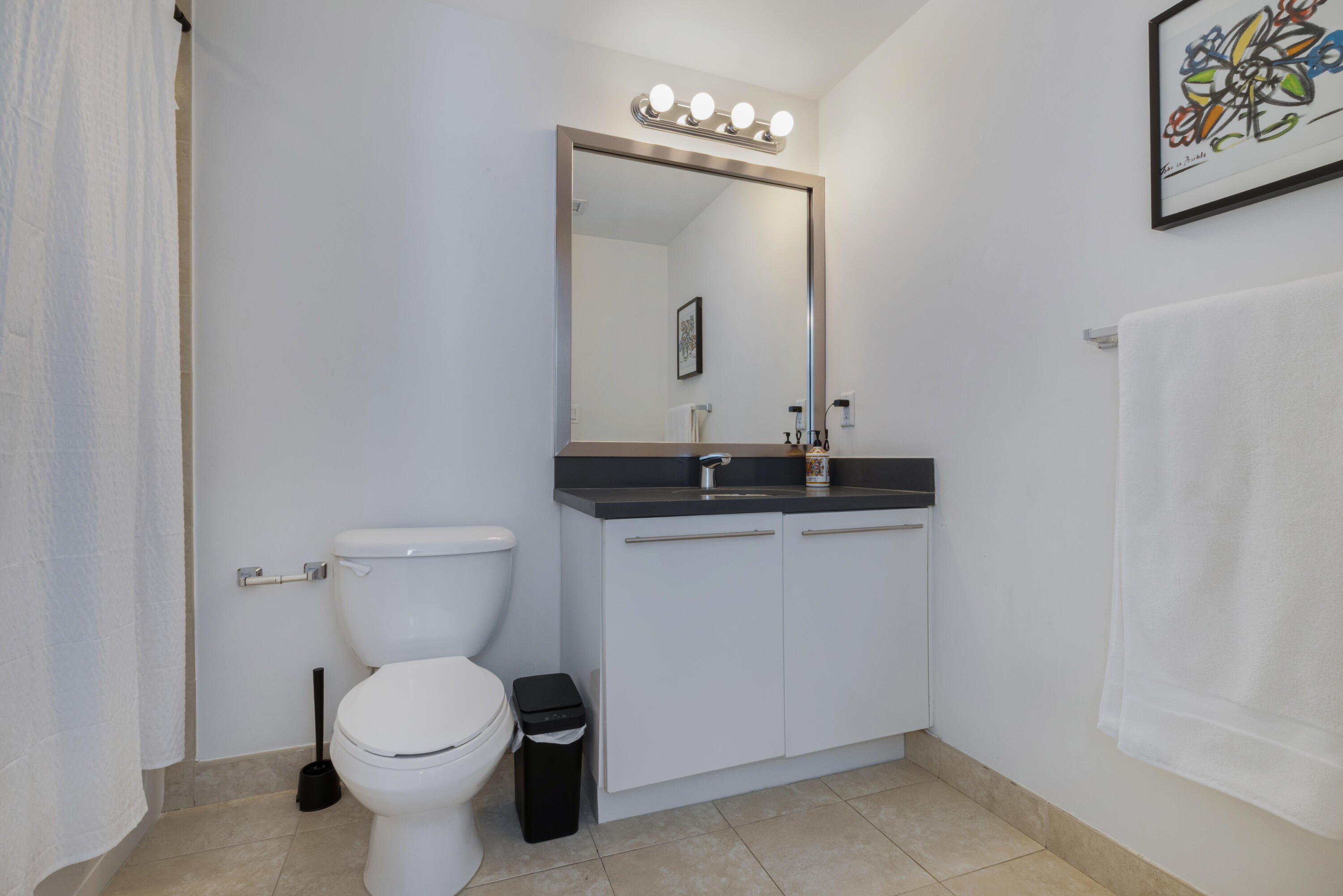 IVY CONDO - Residential