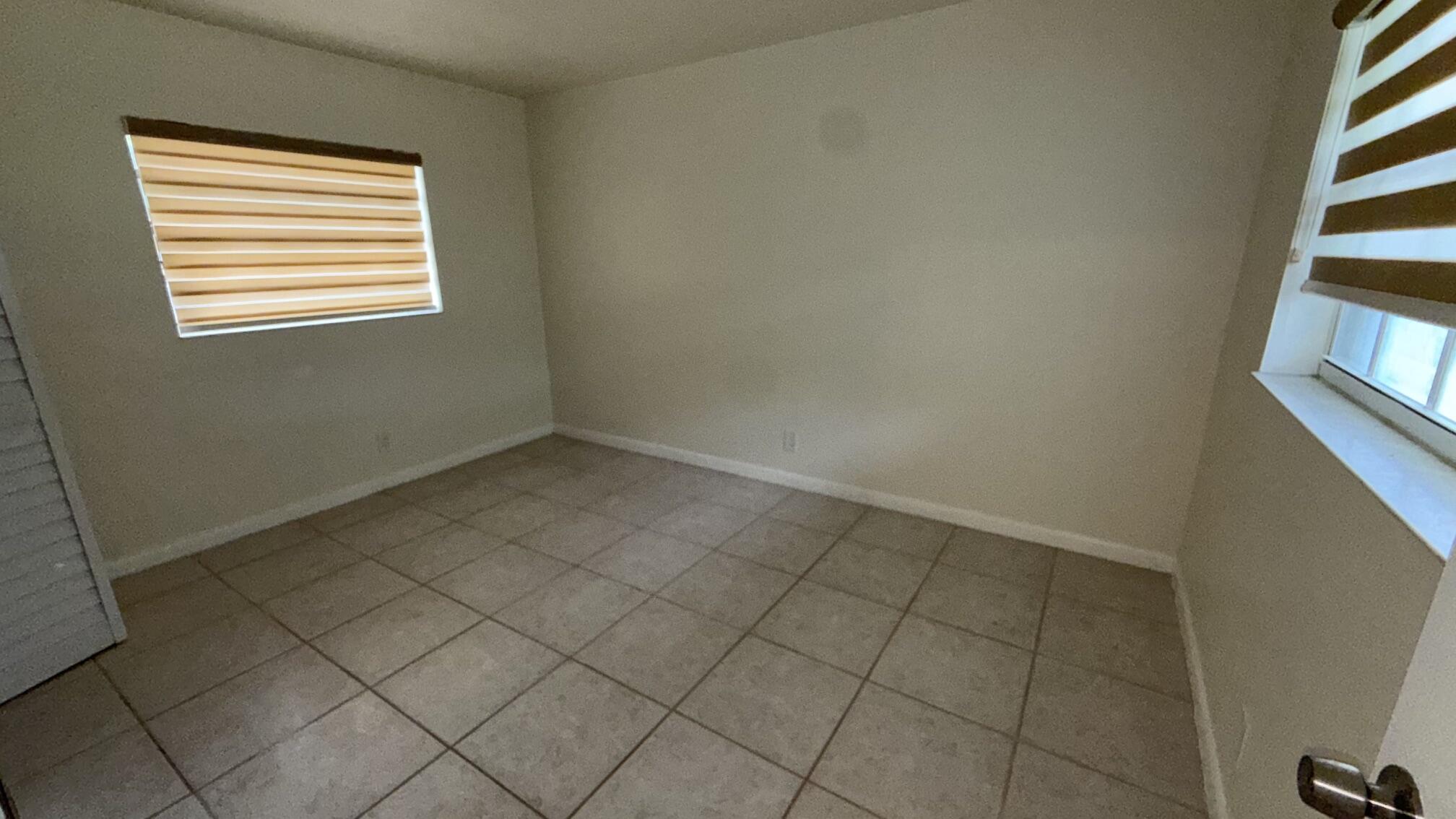 KENDALL GREEN SEC F - Residential