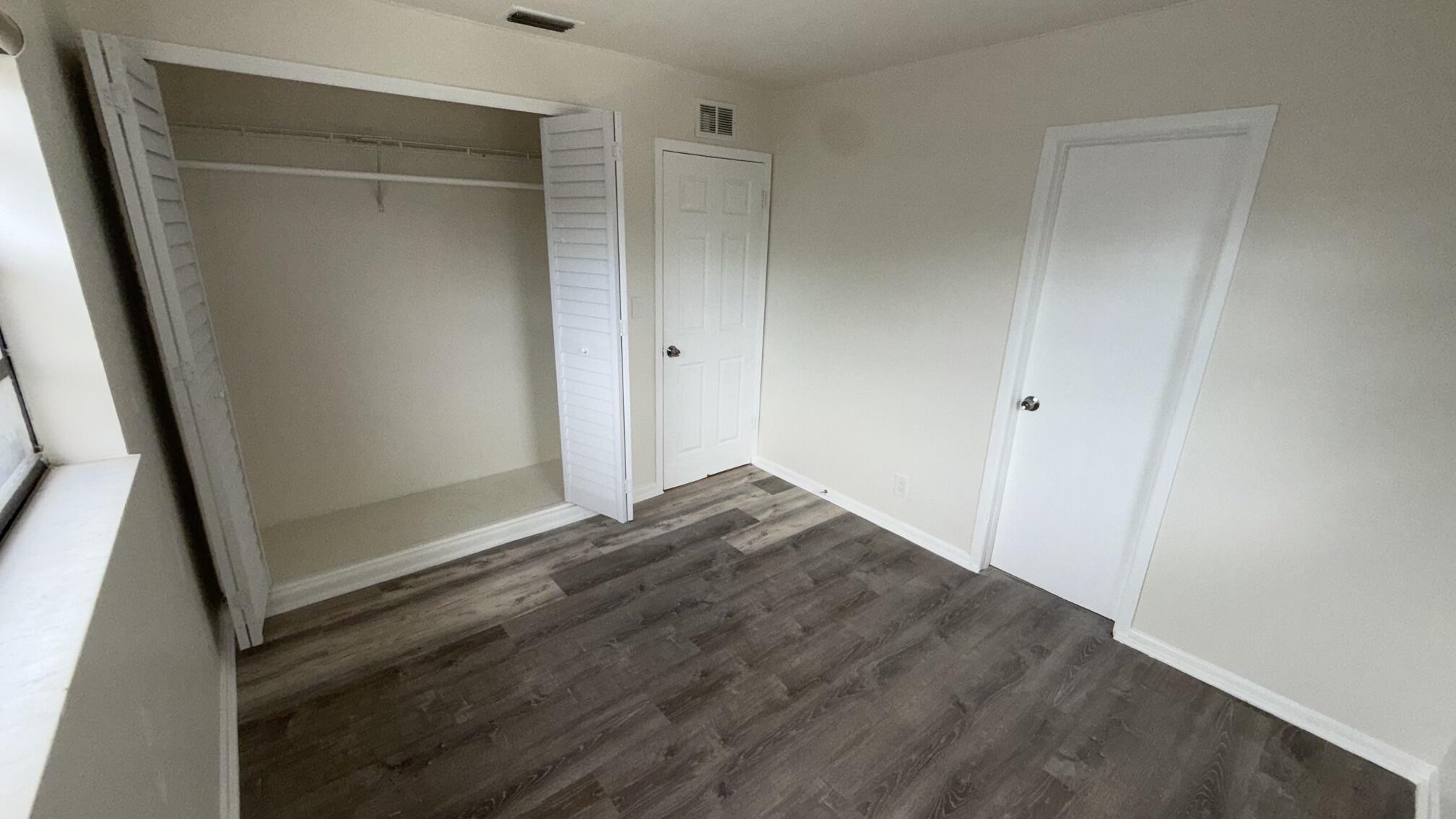 KENDALL GREEN SEC F - Residential