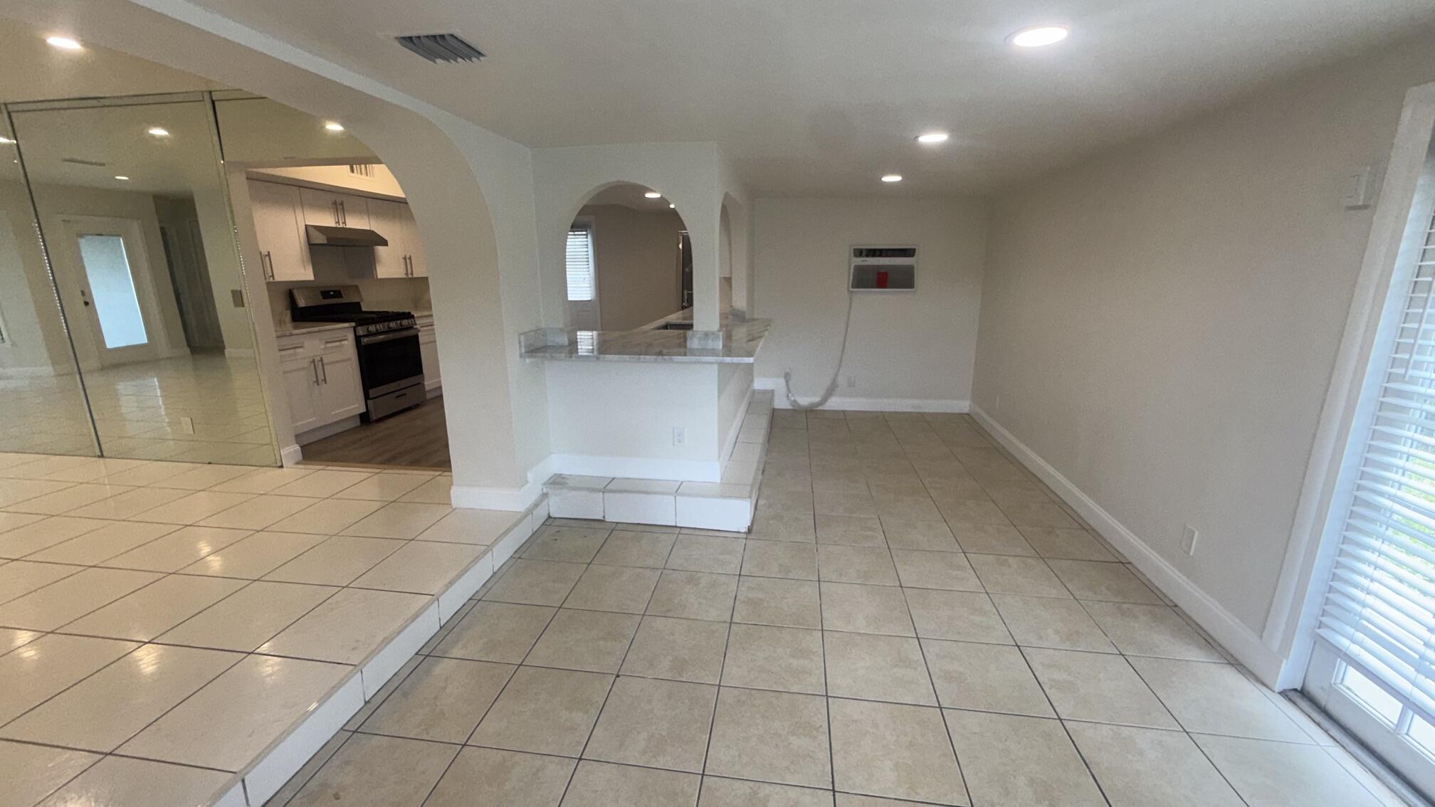 KENDALL GREEN SEC F - Residential