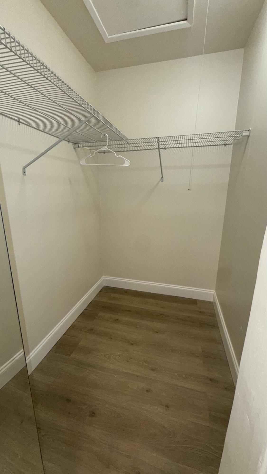 KENDALL GREEN SEC F - Residential