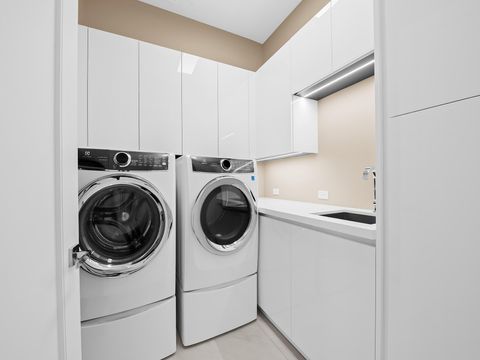 Tiny photo for 3916 Country Club Lane, Fort Lauderdale, FL 33308 (MLS # B26028125)