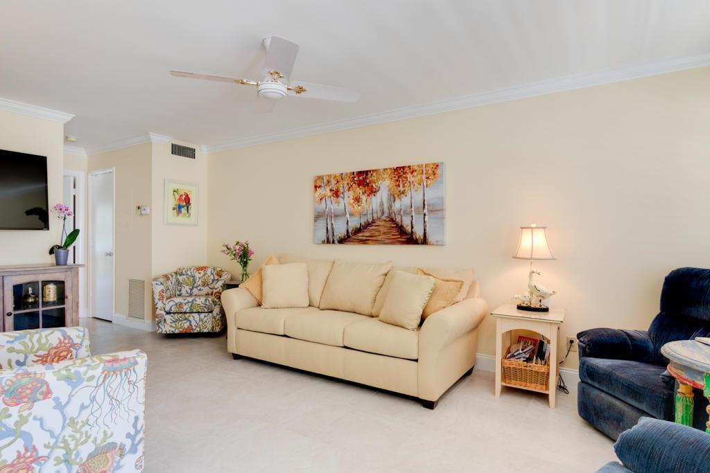 VISTA GARDENS F/K/A VISTA ROYALE GARDENS - Residential