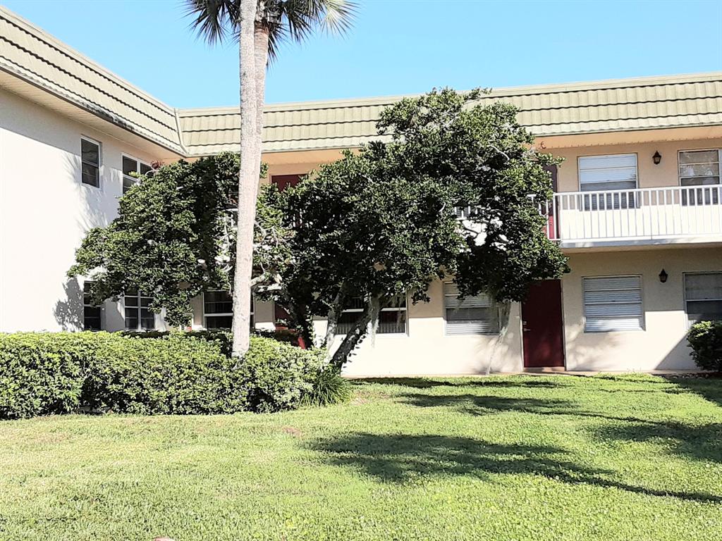 VISTA GARDENS F/K/A VISTA ROYALE GARDENS - Residential