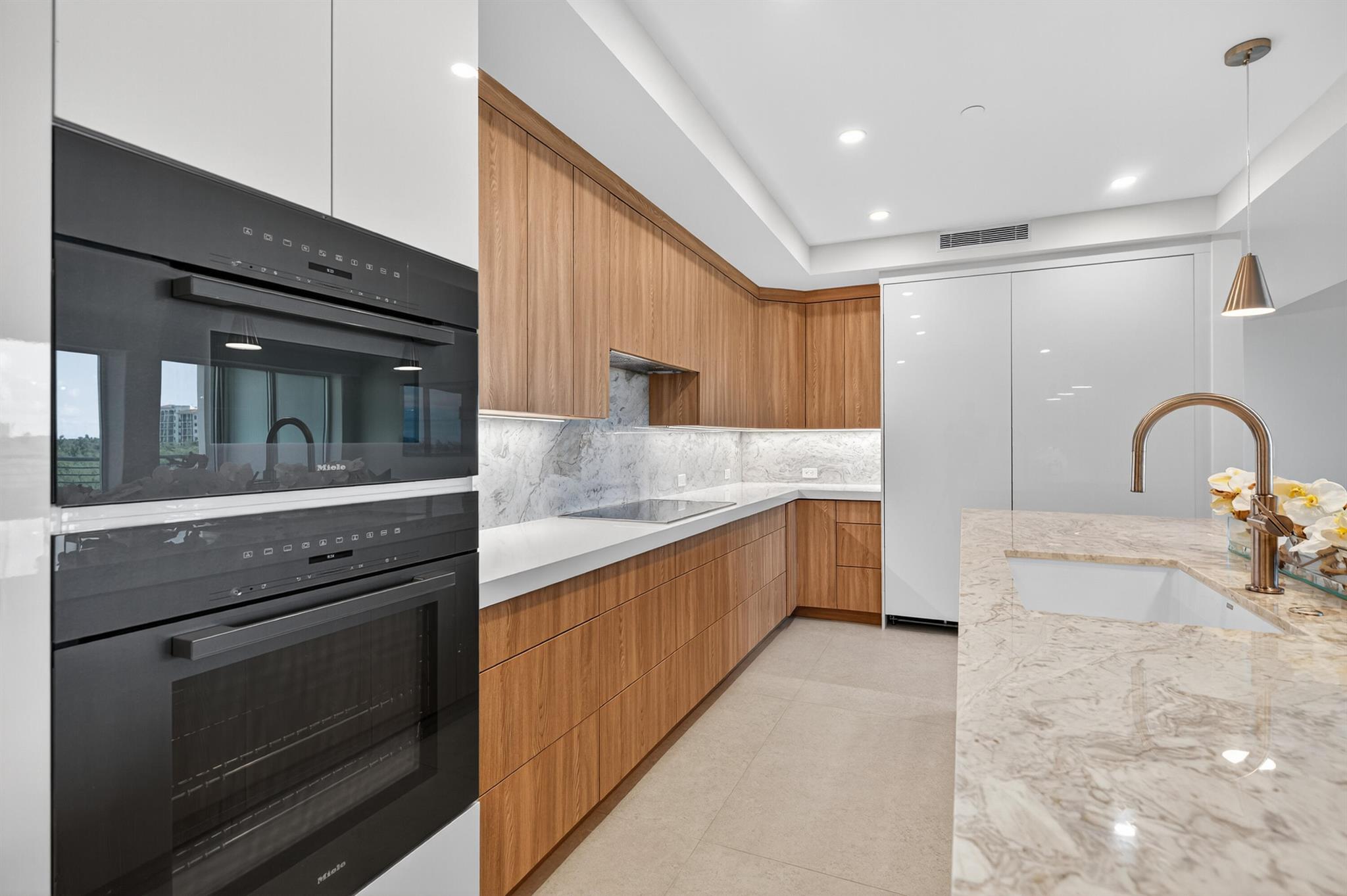 1 S Coastal Way 303