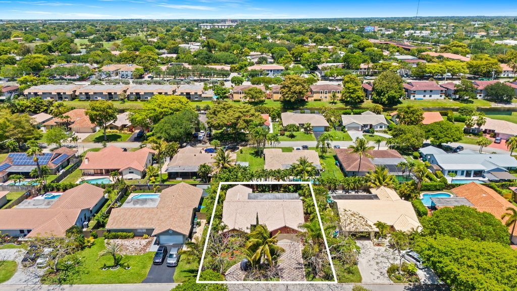 Photo of 10739 NW 21st Street, Coral Springs, FL 33071 (MLS # B26022530)
