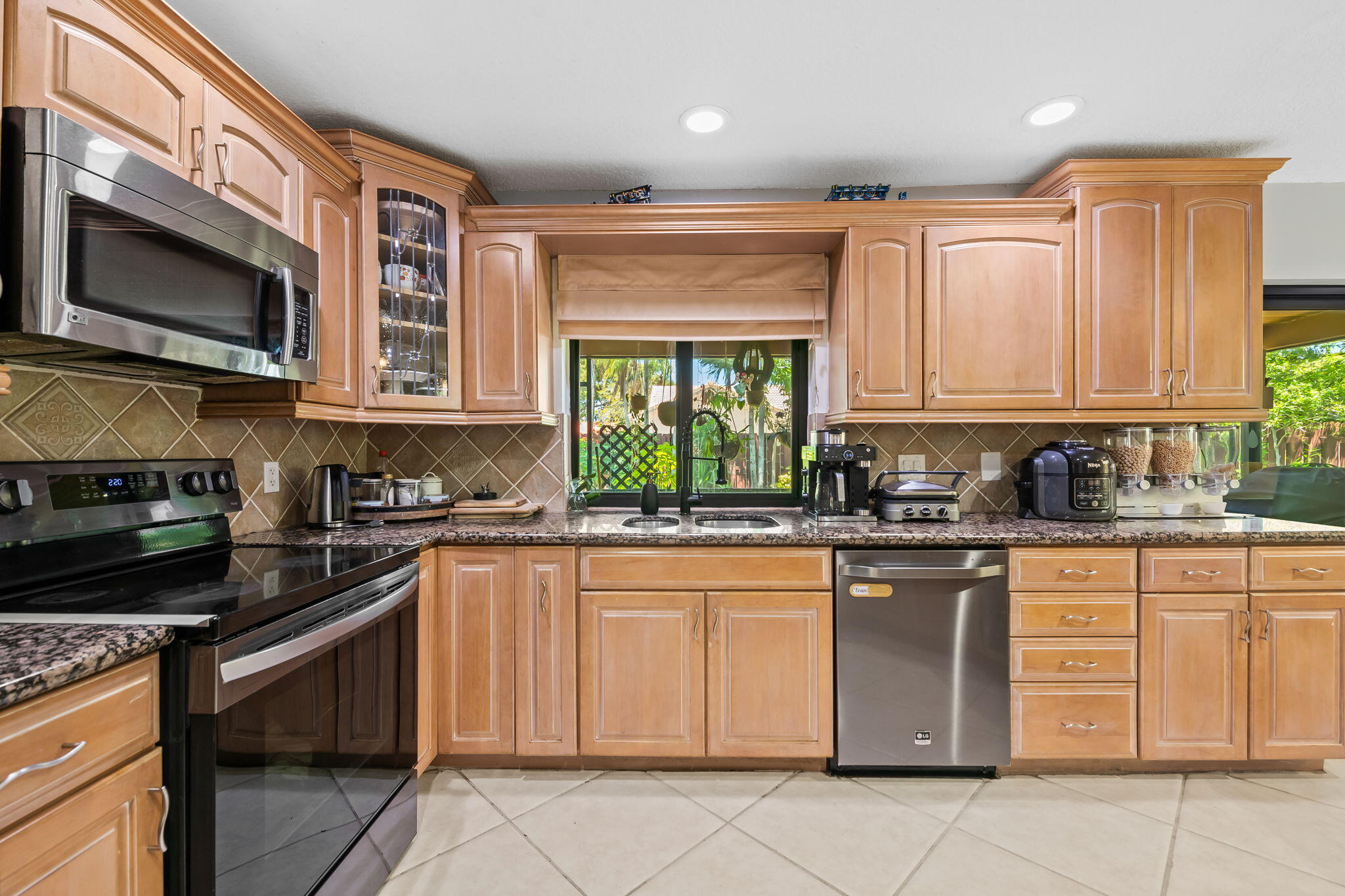 CYPRESS RUN - Residential