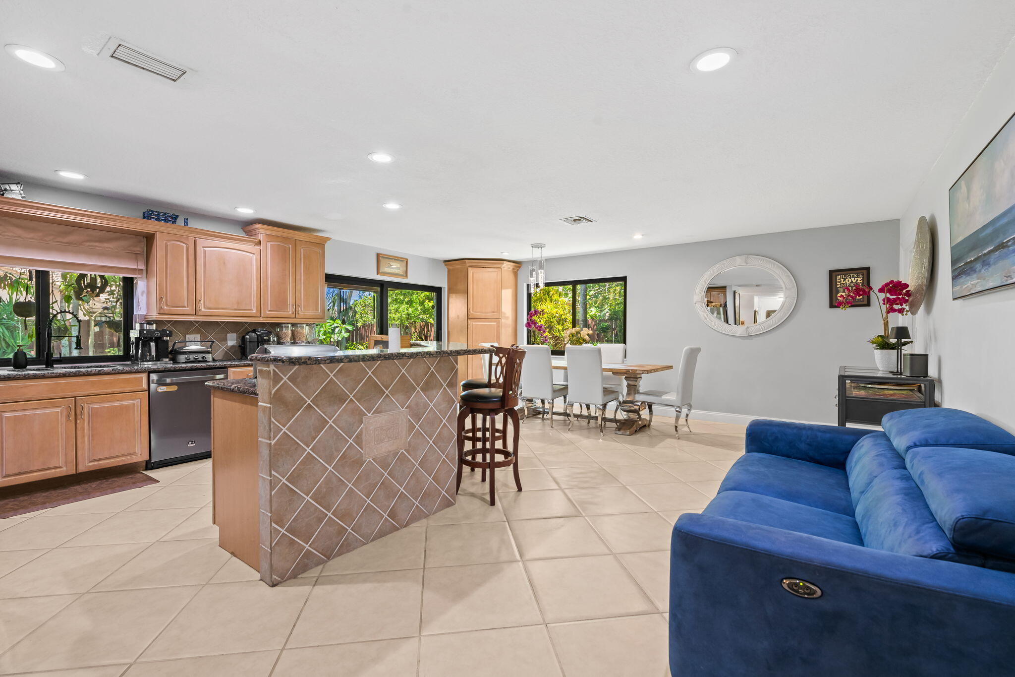 CYPRESS RUN - Residential