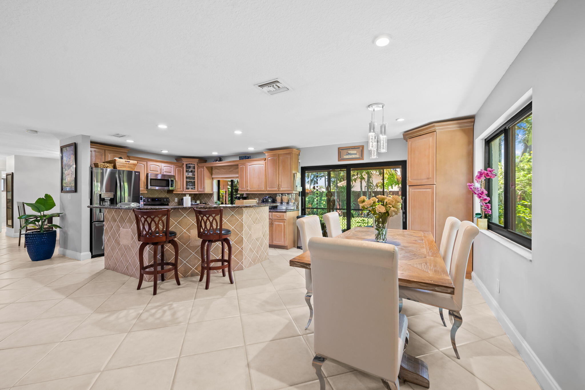 CYPRESS RUN - Residential