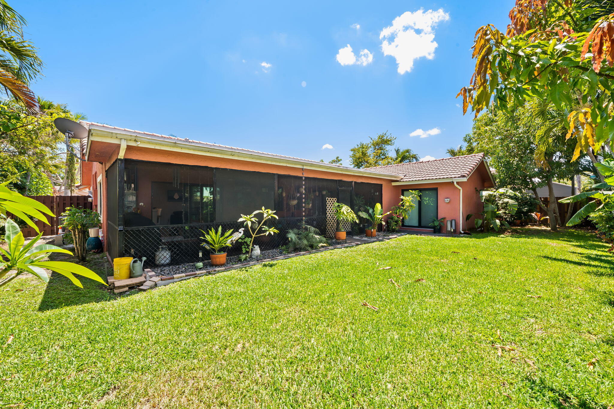 CYPRESS RUN - Residential
