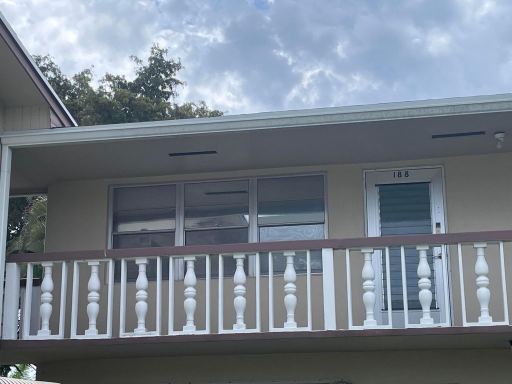 Photo of 188 Cambridge H, West Palm Beach, FL 33417 (MLS # B26028996)