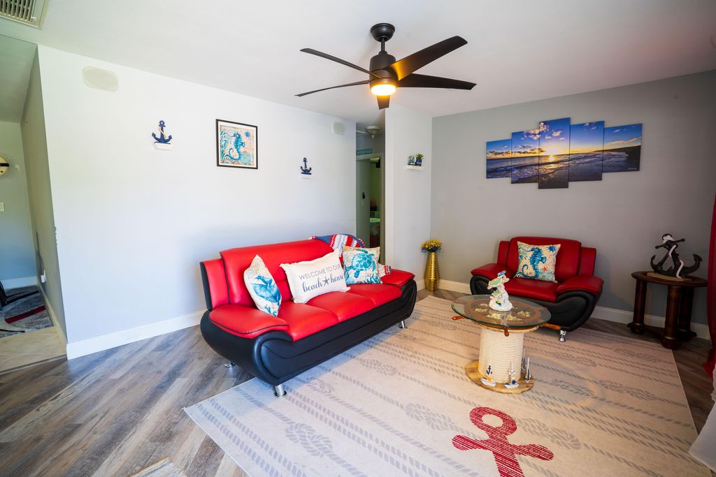 Photo of 4386 Bamboo Drive, Palm Beach Gardens, FL 33410 (MLS # R11141092)