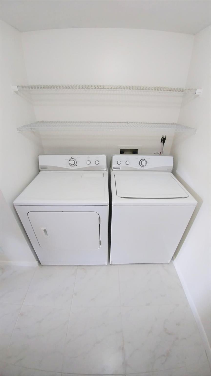 PALM CLUB VILLAGE I-#1 & - Residential Lease