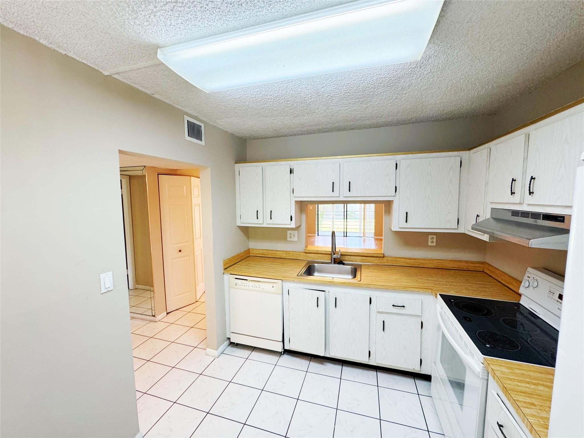 The Courtyards of Broward - Residential