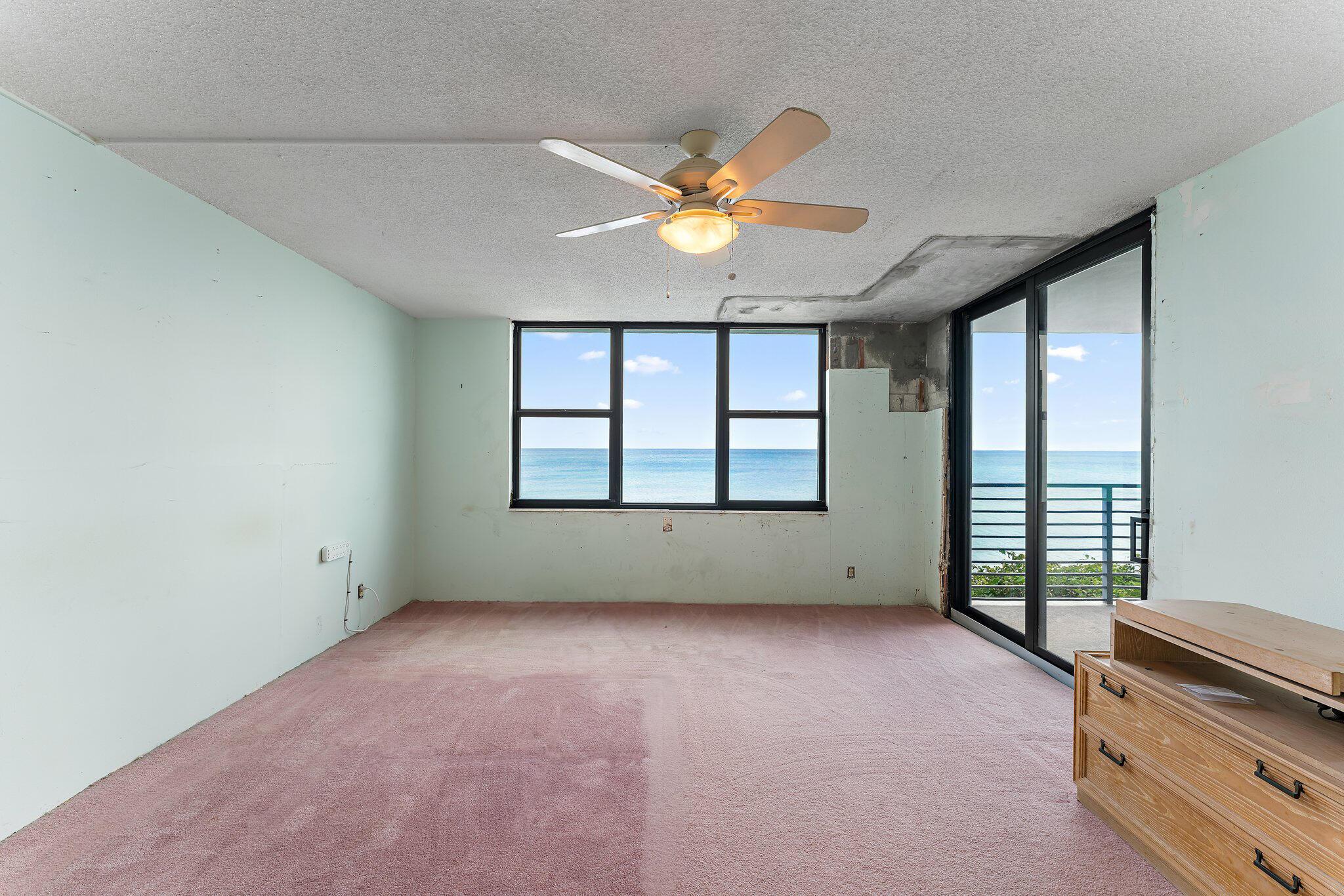 JUNO BY THE SEA NORTH THE - Residential