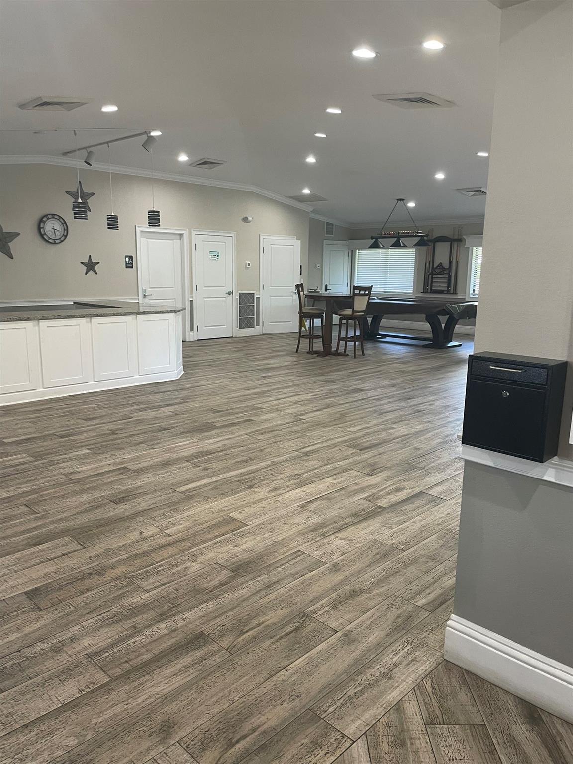 K S Park 88-21 B - Residential