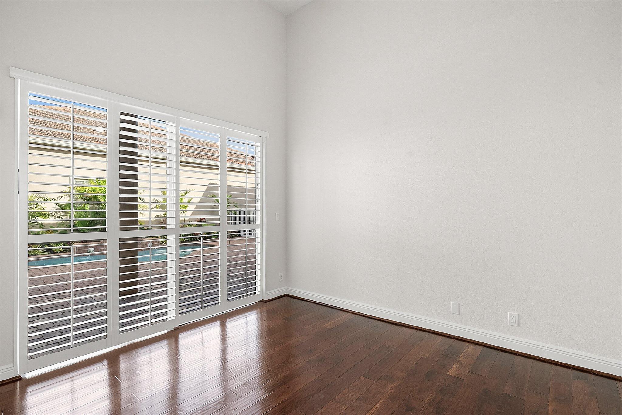 CRYSTAL BAY / POLO CLUB - Residential