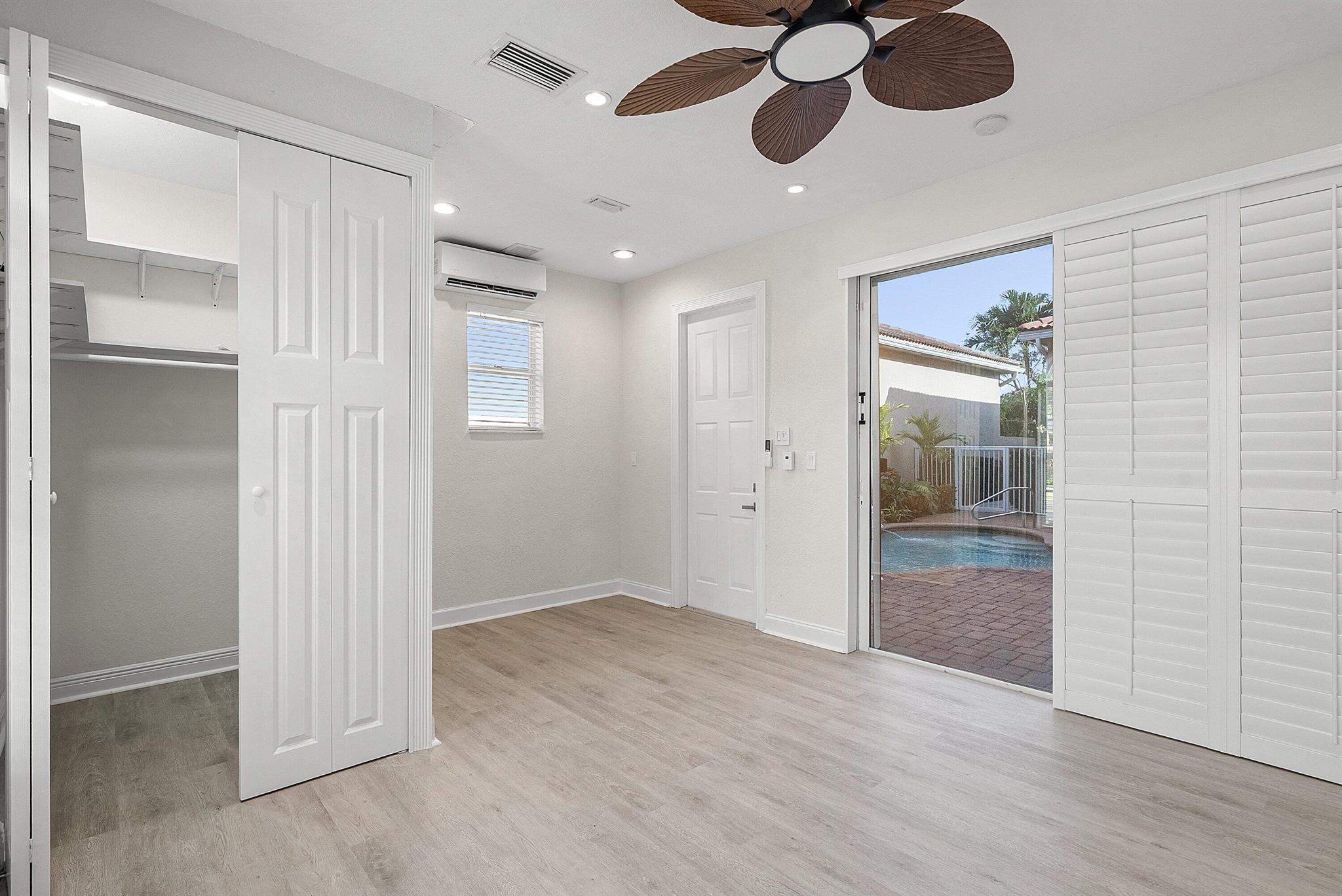 CRYSTAL BAY / POLO CLUB - Residential