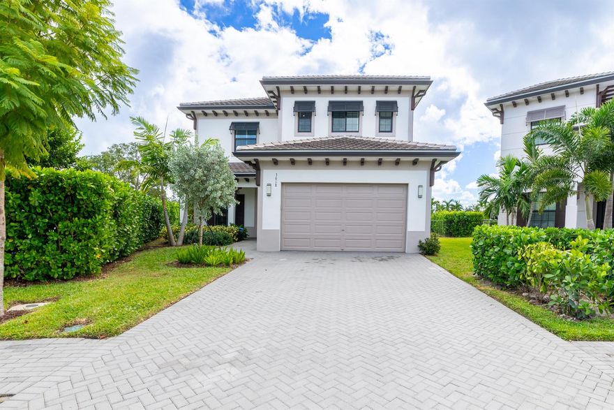 Don't miss the opportunity to rent this stunning lakefront home, built in 2021, located in the gated, resort-style community of Banyan Cay with an 18-hole golf course. Beautifully appointed and mostly furnished, this 4-bedroom, 4.5-bath pool home offers a 2-car garage and a fenced lakefront lot situated on a quiet cul-de-sac. Enjoy serene lake views from the pool deck, perfect for relaxing or entertaining family and friends. The spacious primary suite is conveniently located on the first floor. No smoking and no pets permitted.