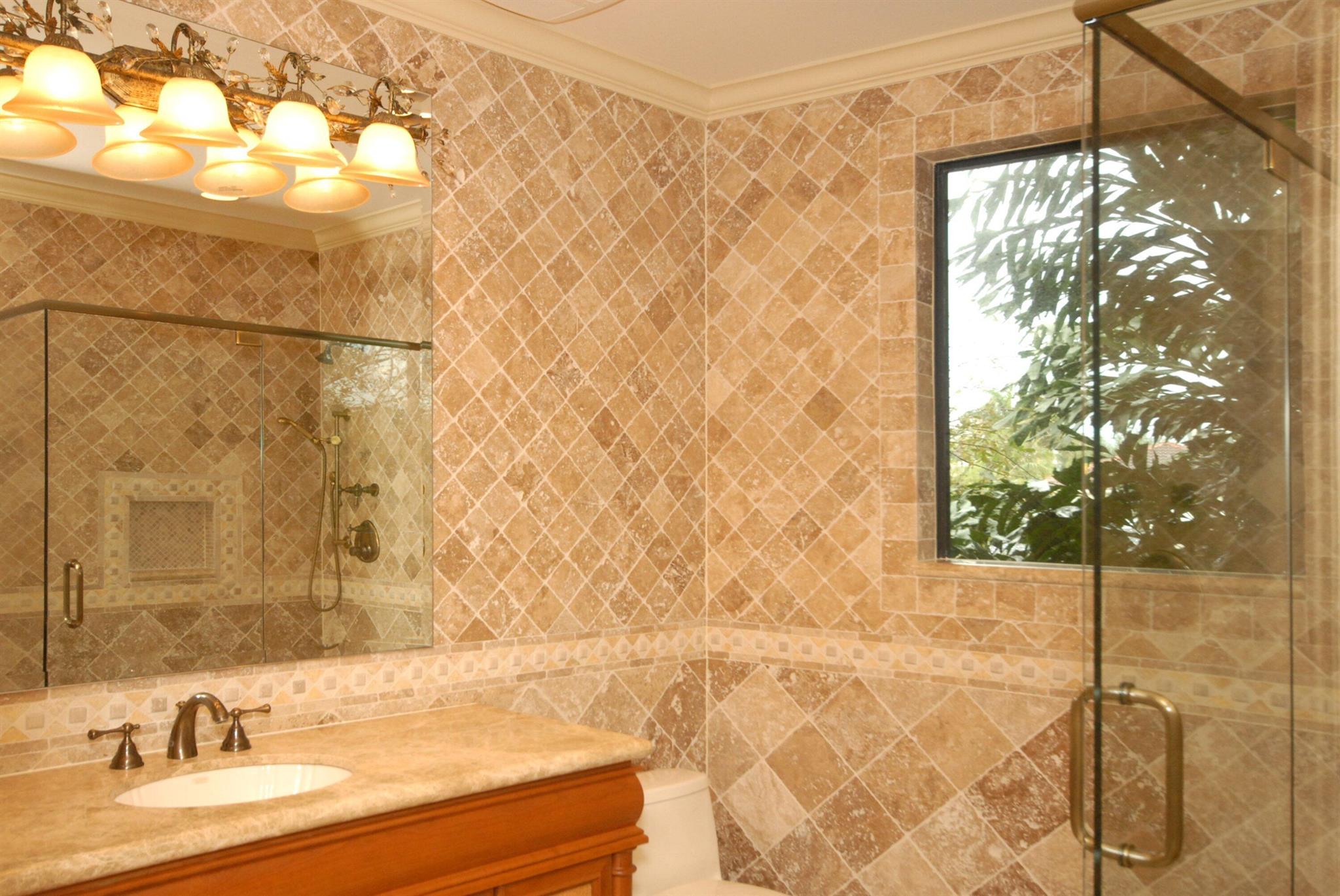 LAKE ROGERS ISLE UNIT A - Residential