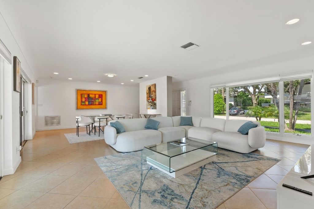 Photo of 3080 NE 43rd Street, Fort Lauderdale, FL 33308 (MLS # F10520556)