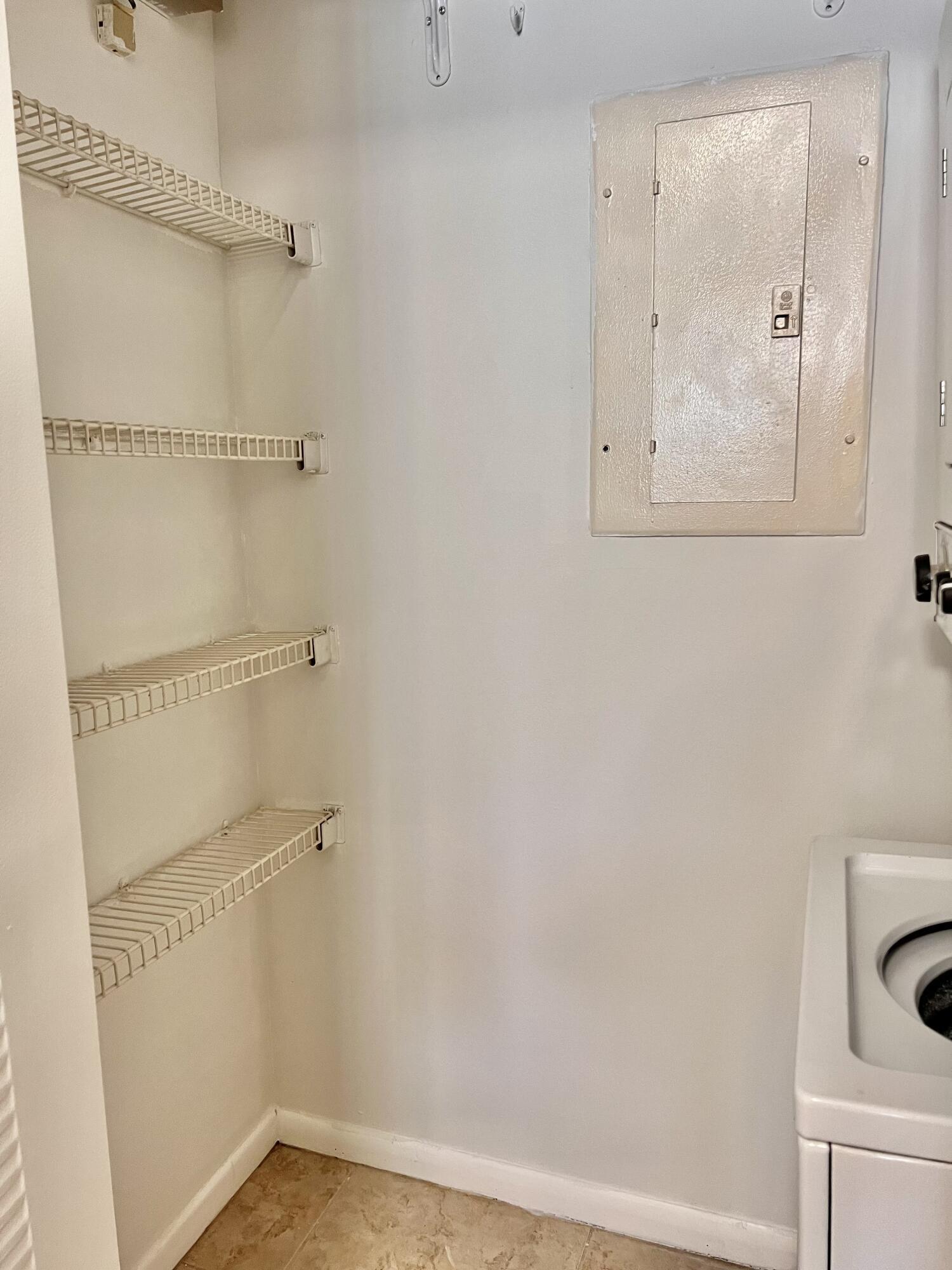 MILANO CONDO - Residential