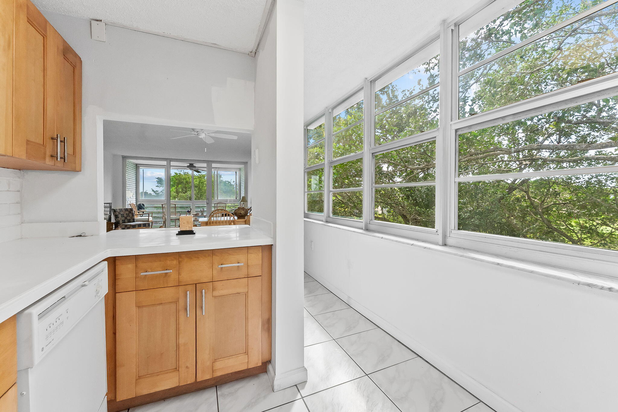 9451 Evergreen Place 404