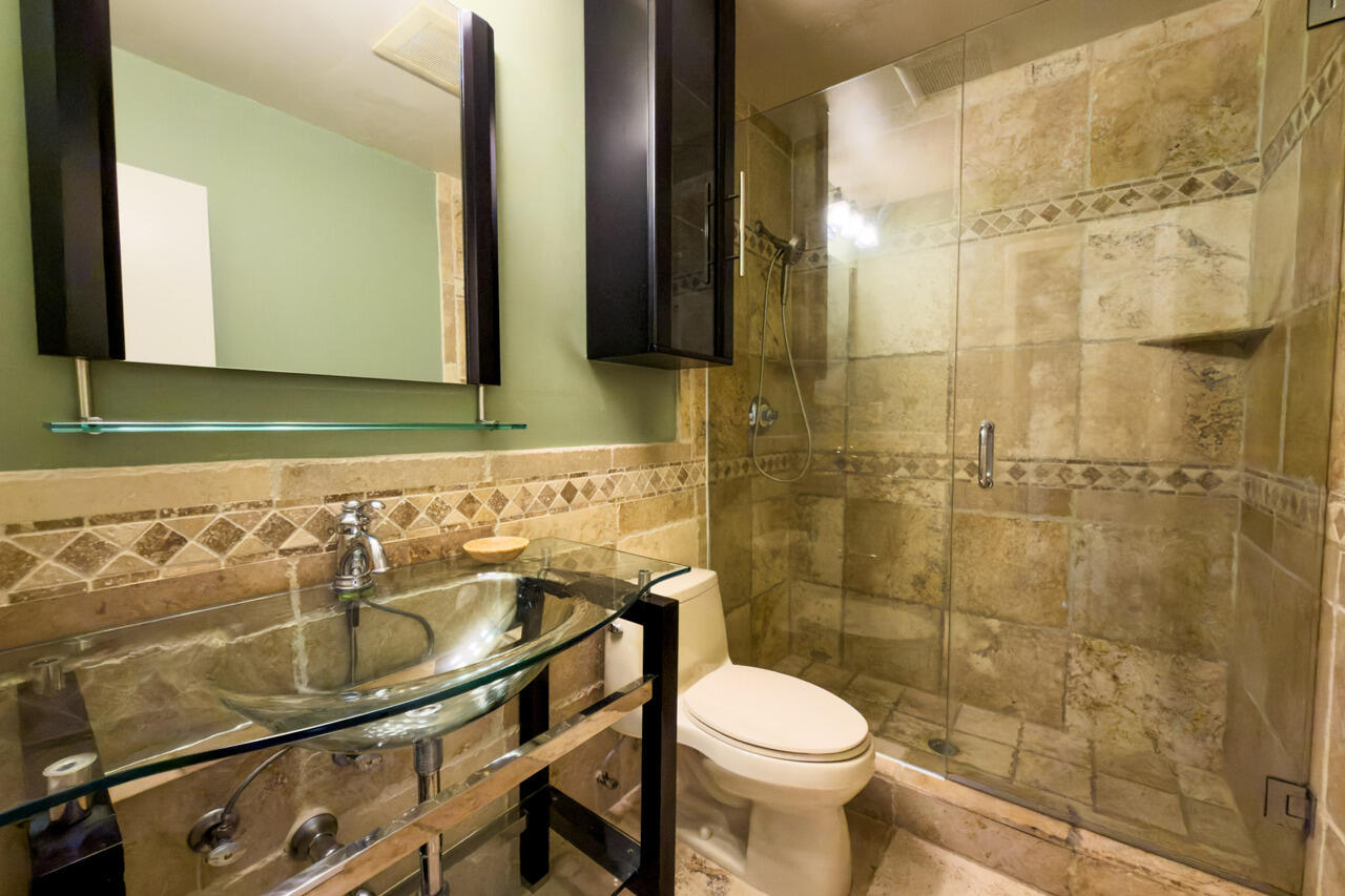 BOCA TERRACE - Residential Lease