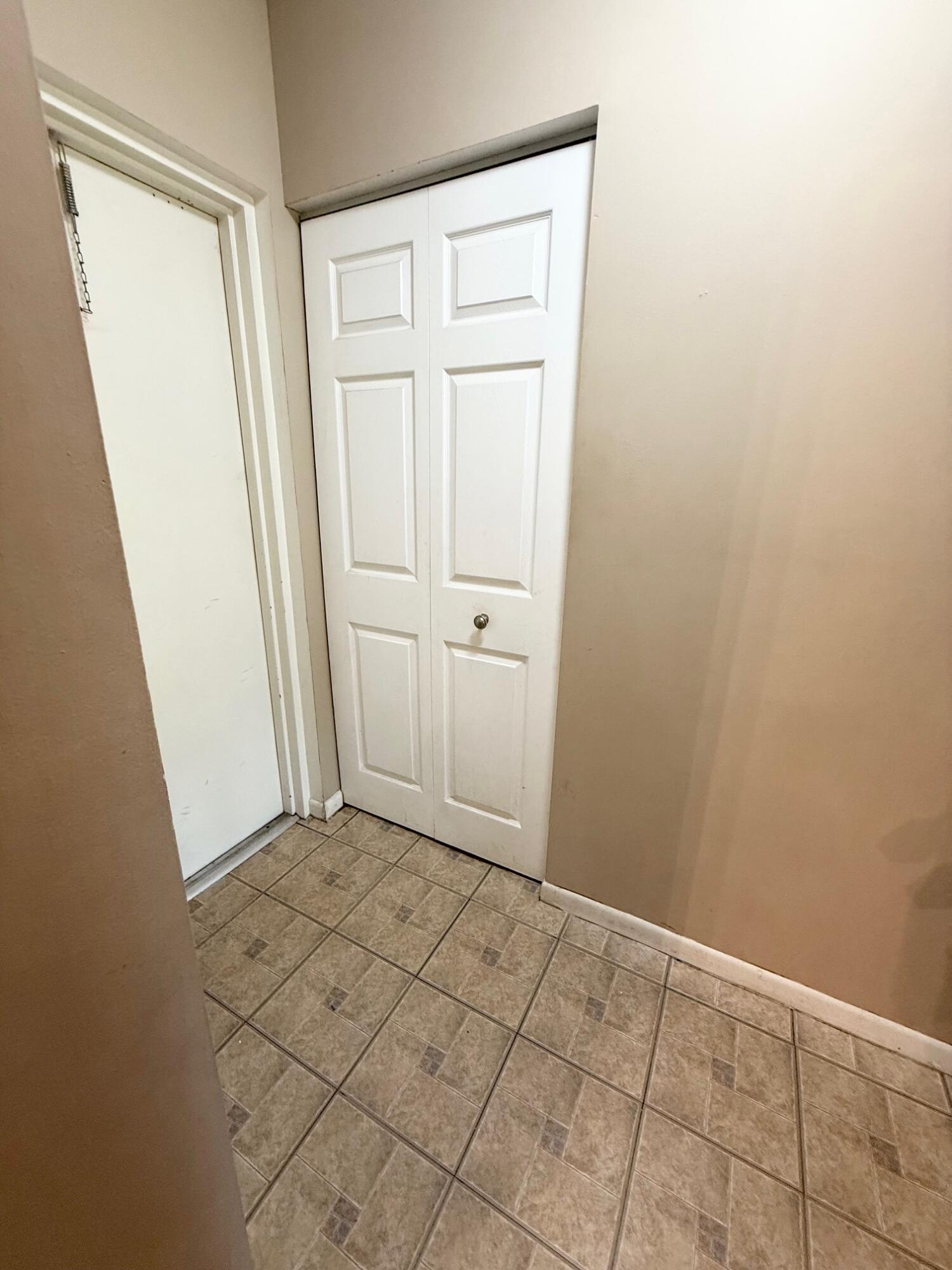 BOCA TERRACE - Residential Lease