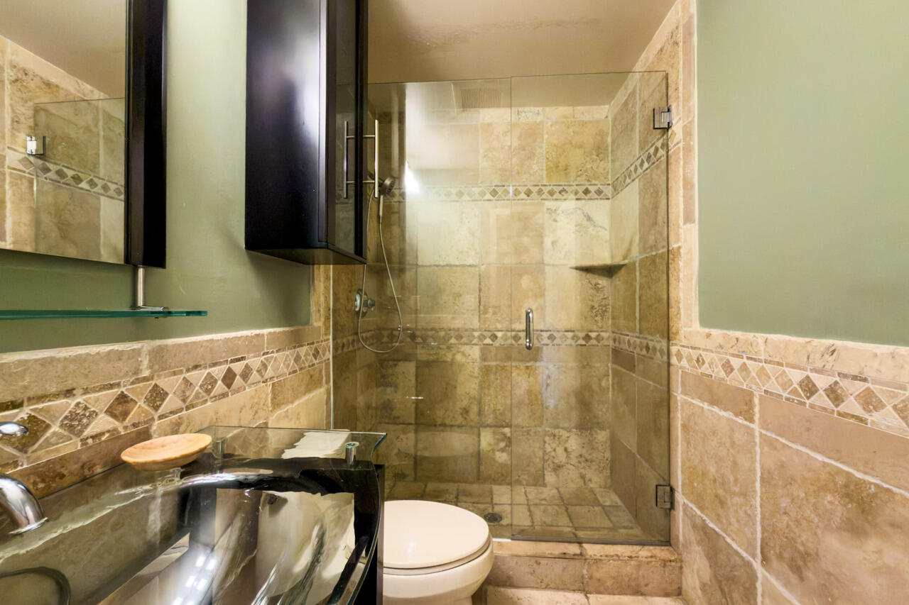 BOCA TERRACE - Residential Lease