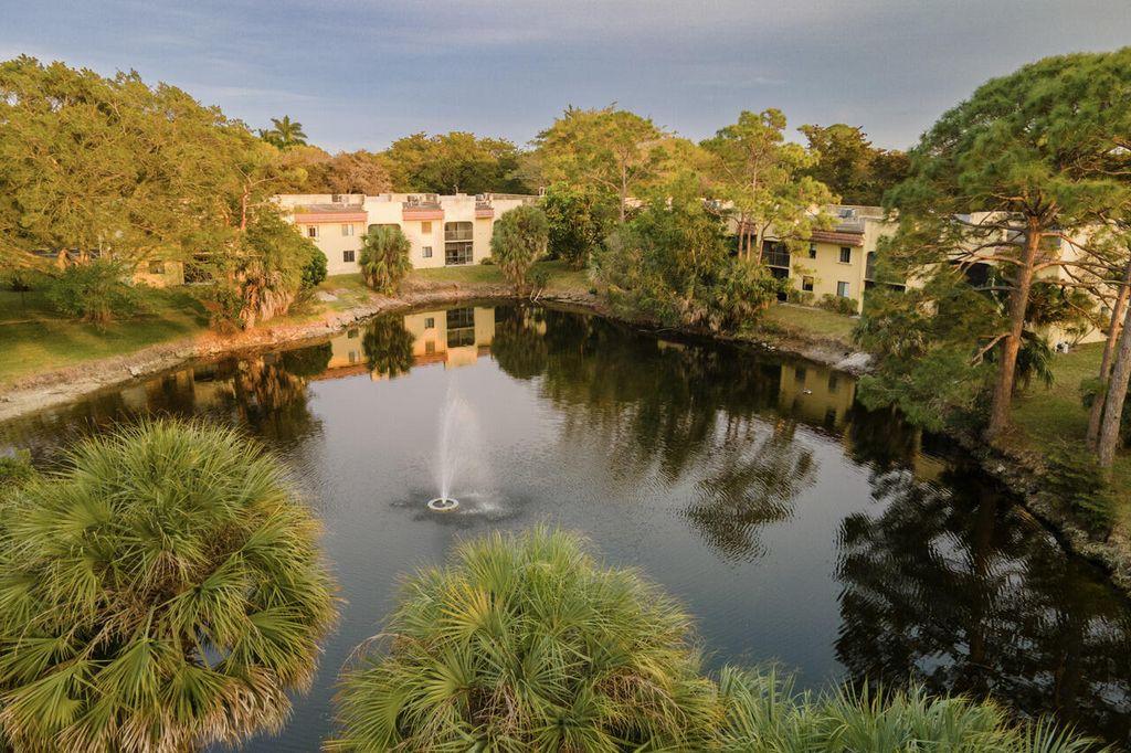 Photo of 930 SW 9th Street Circle #205, Boca Raton, FL 33486 (MLS # R11166394)