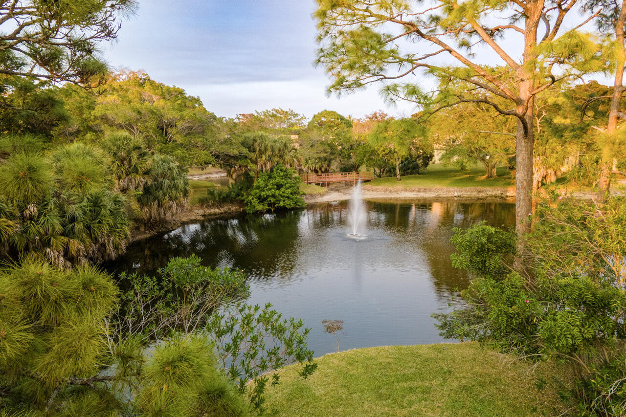 BOCA TERRACE - Residential Lease