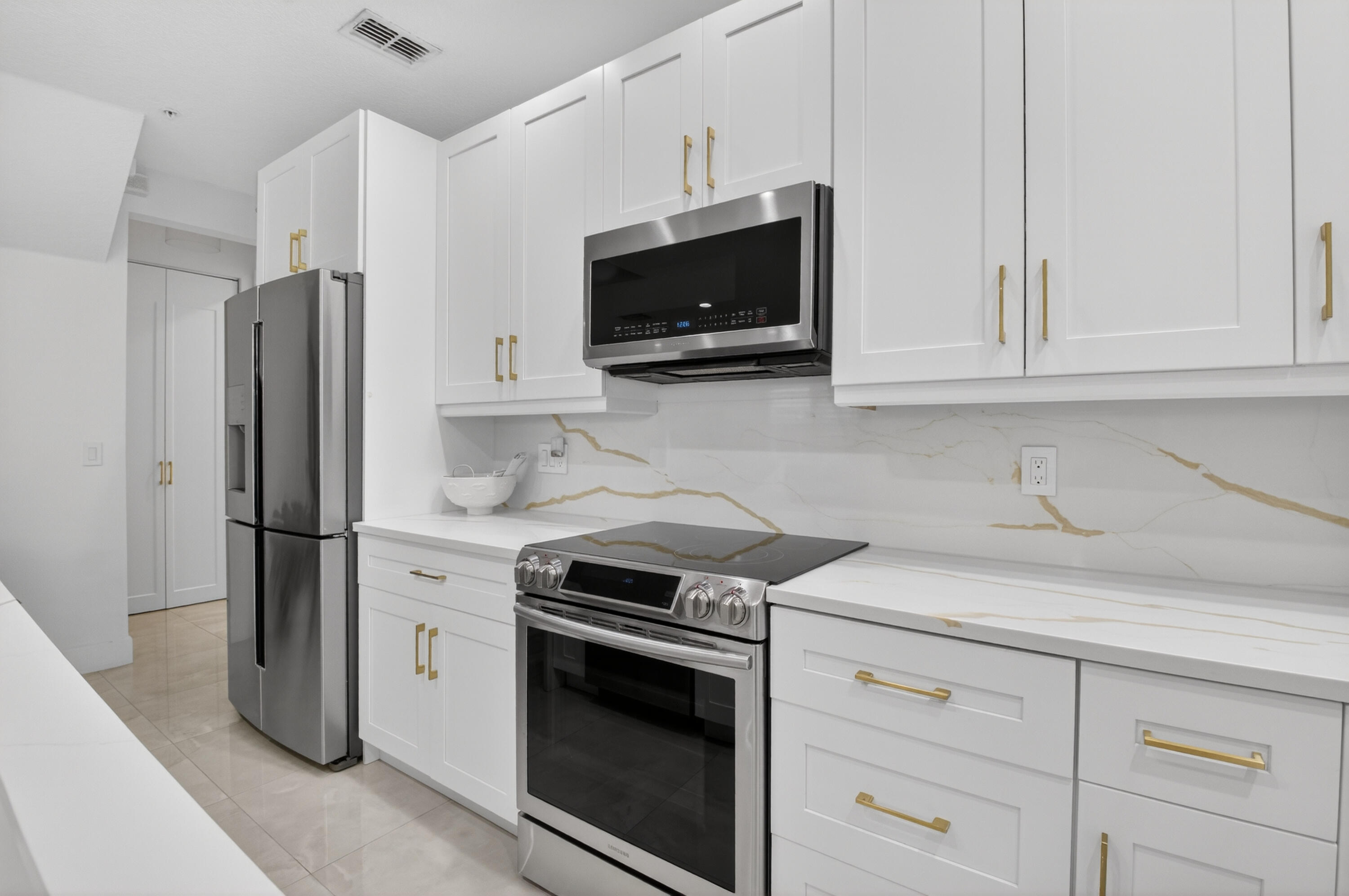 Centra - Residential Lease
