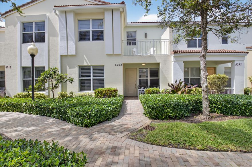 Beautiful 3/2.5  + Loft Townhouse in Central Boca, Gated Community CENTRA, quartz countertops, high end cabinets and stoning backsplash. Custom closets, porcelain tile on first floor and laminate on second. Nest thermostat, security system and outdoors cameras, smart garage door and smart locks EZ to show, owner occupied,  please text LA or schedule online