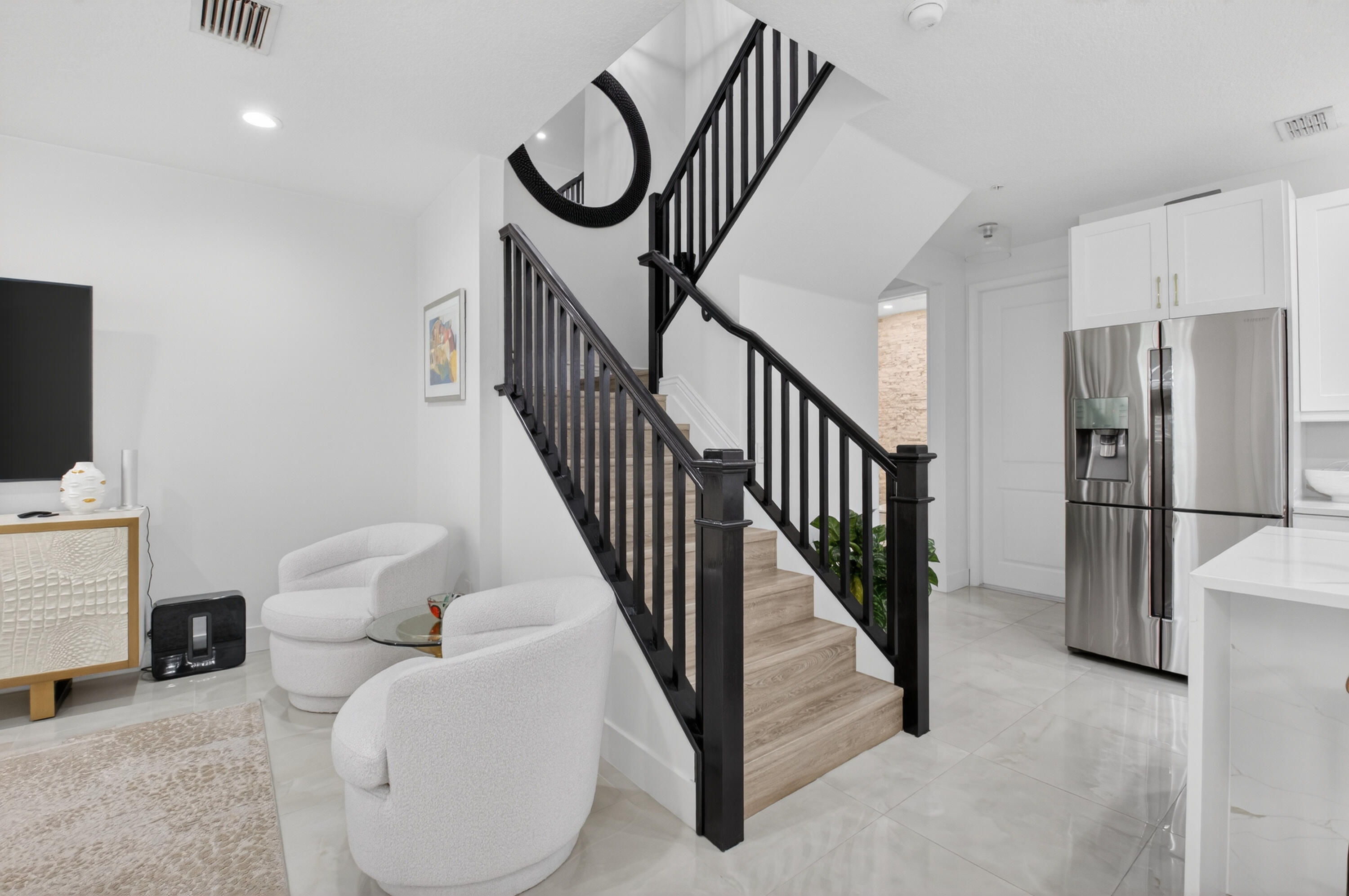 Centra - Residential Lease