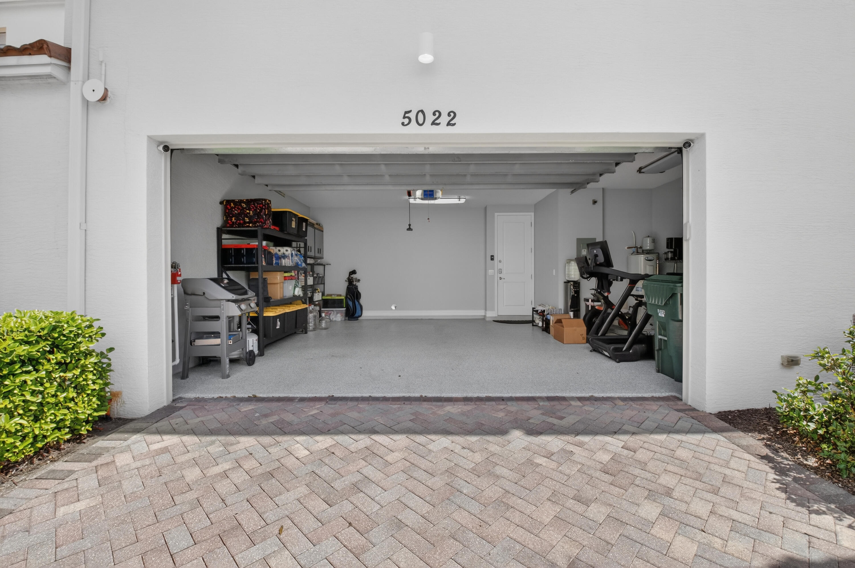 Centra - Residential Lease