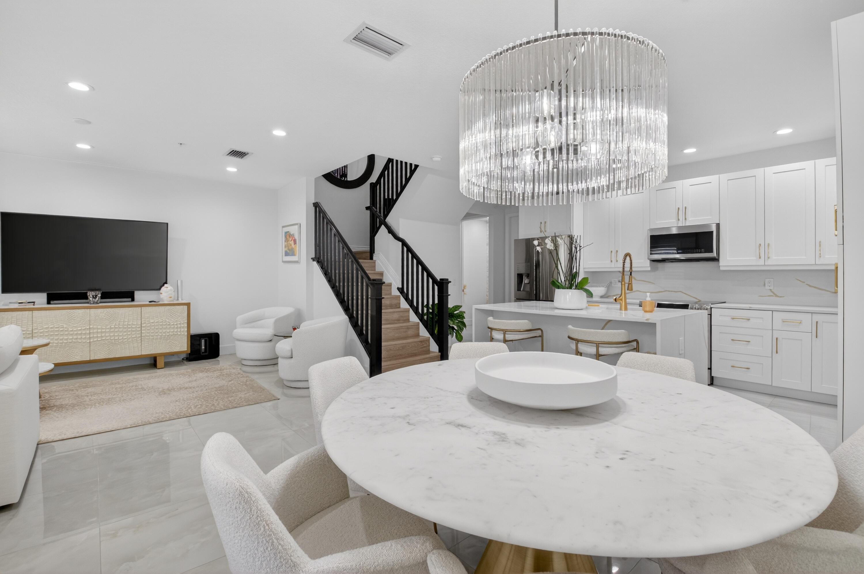 Centra - Residential Lease