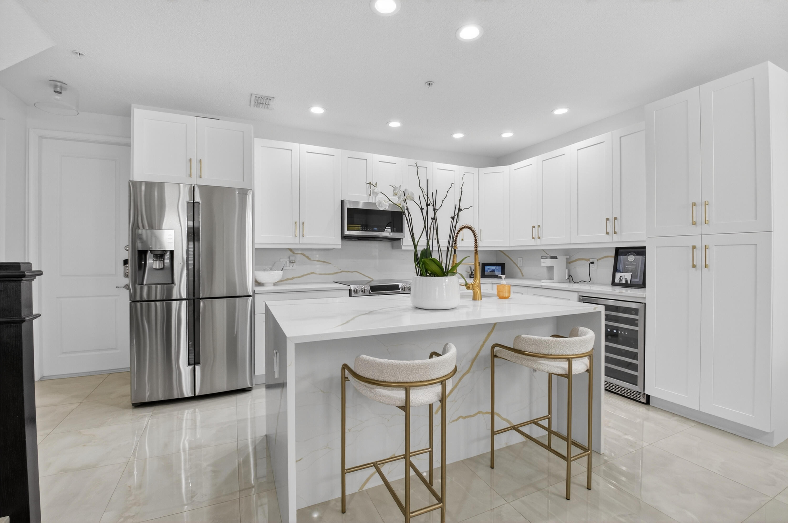 Centra - Residential Lease