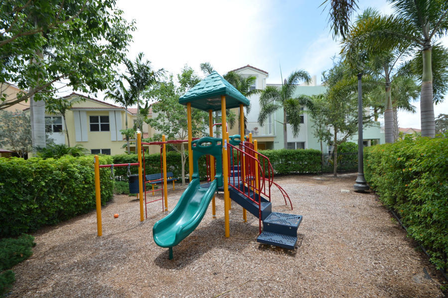 Centra - Residential Lease
