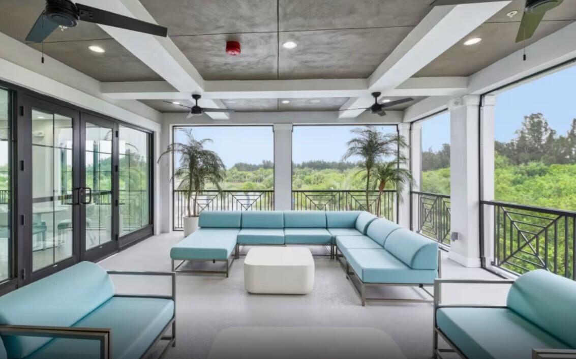 HARBOR ISLE - Residential