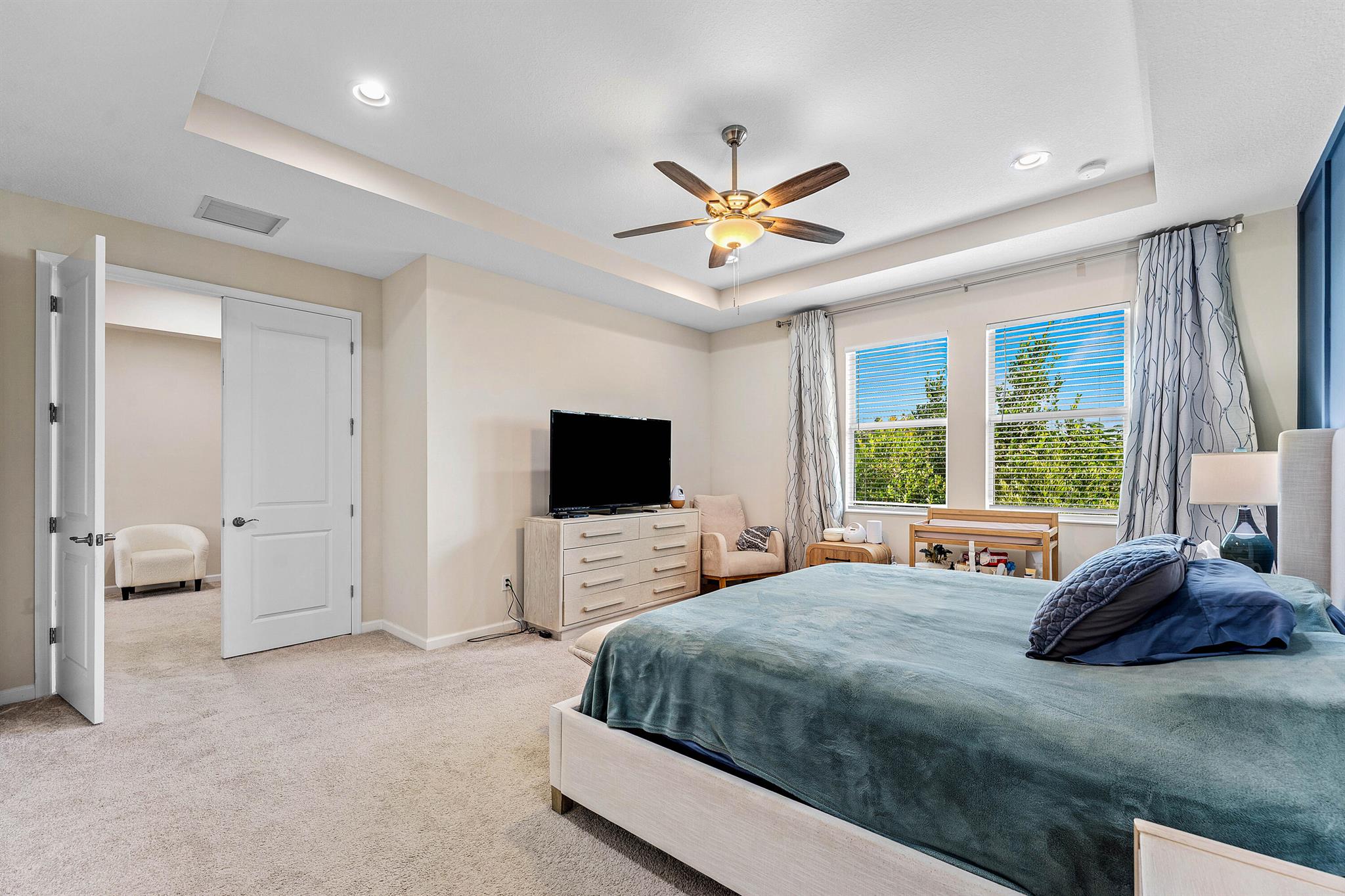 CROSSINGS OF WESTLAKE - Residential Lease