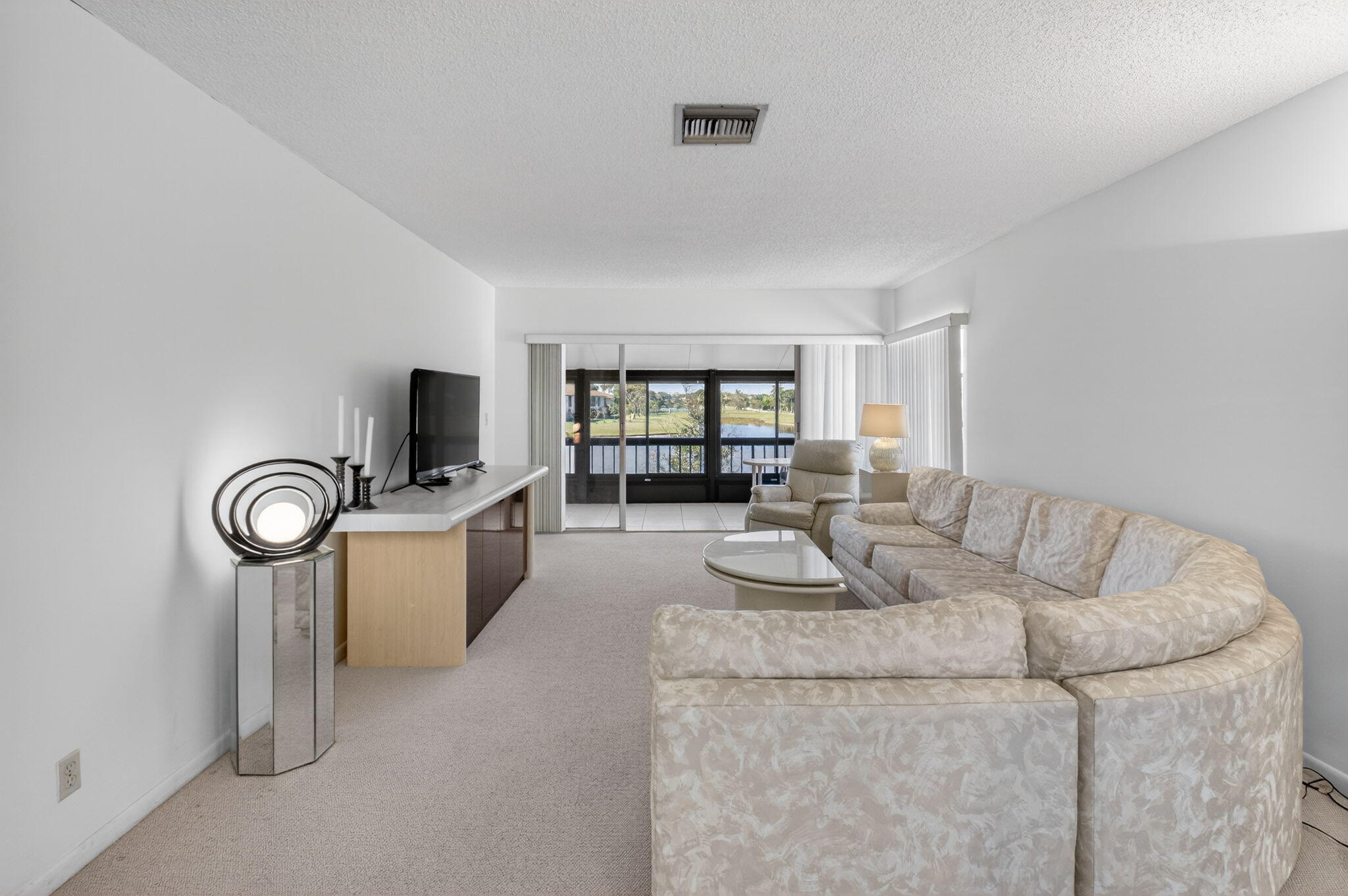 PALM GREENS AT VILLA DEL RAY CONDO II - Residential