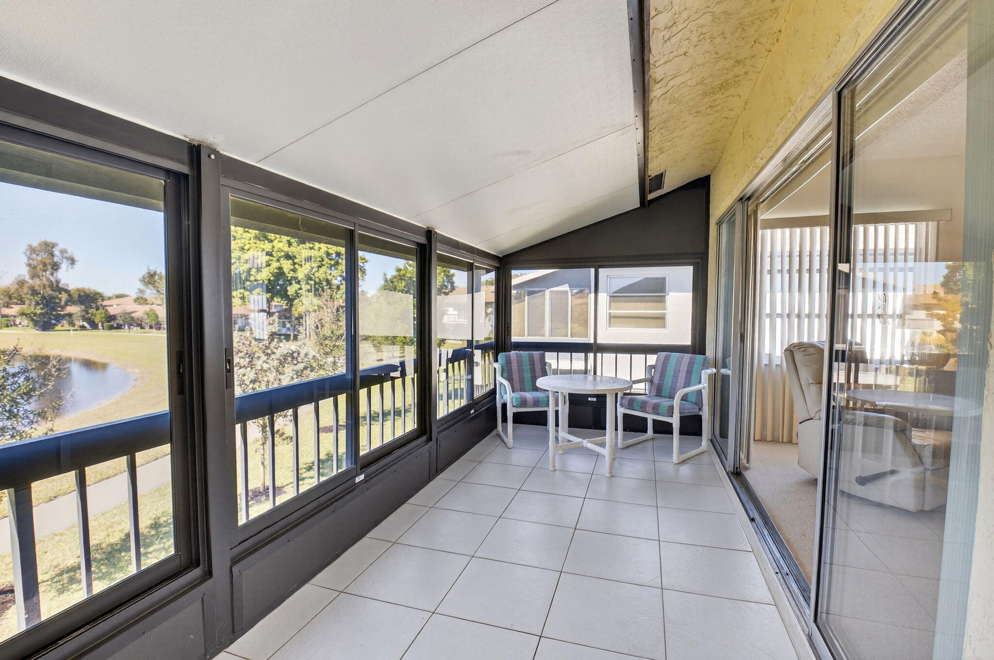 PALM GREENS AT VILLA DEL RAY CONDO II - Residential