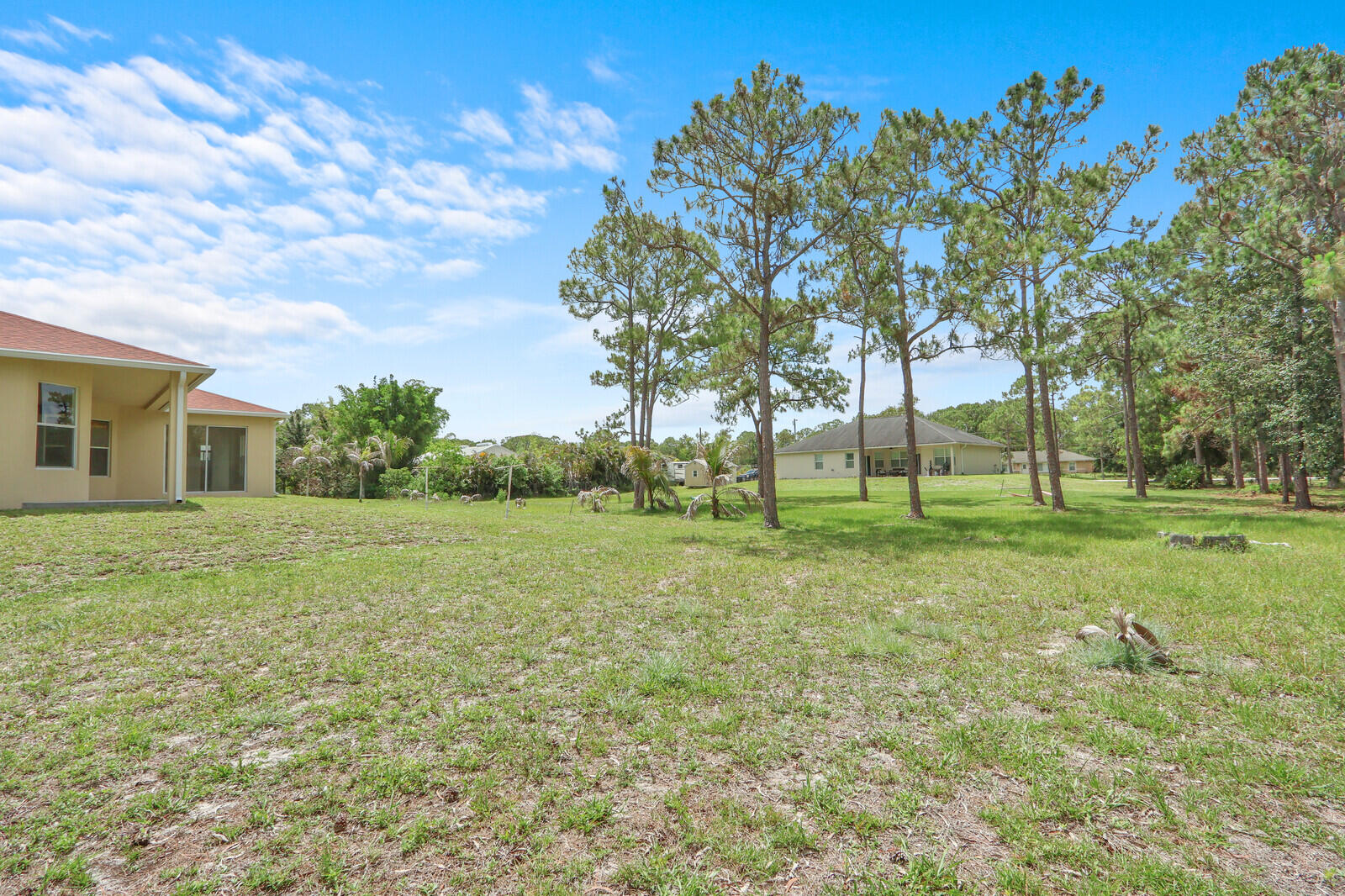 ACREAGE - Residential