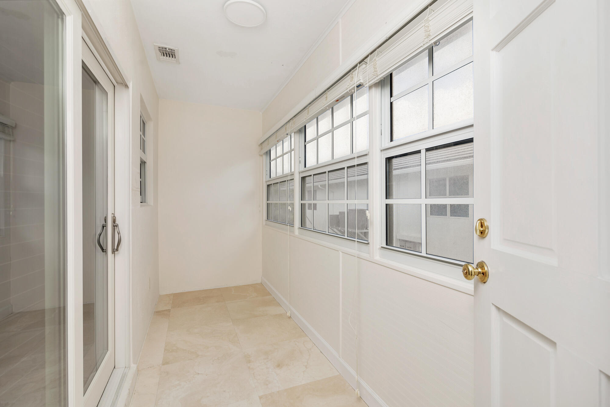 COLONIAL RIDGE CORP - Residential