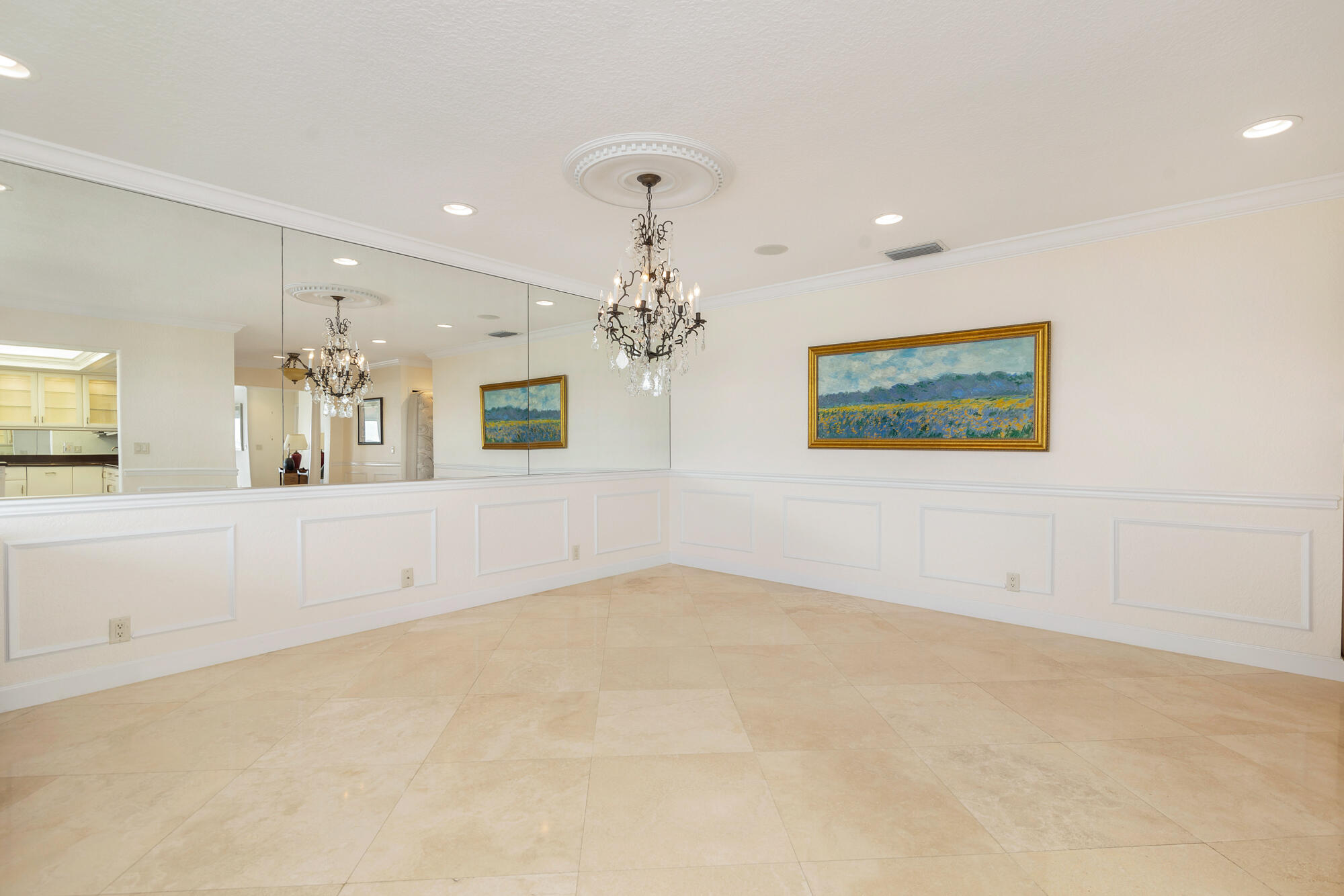 COLONIAL RIDGE CORP - Residential