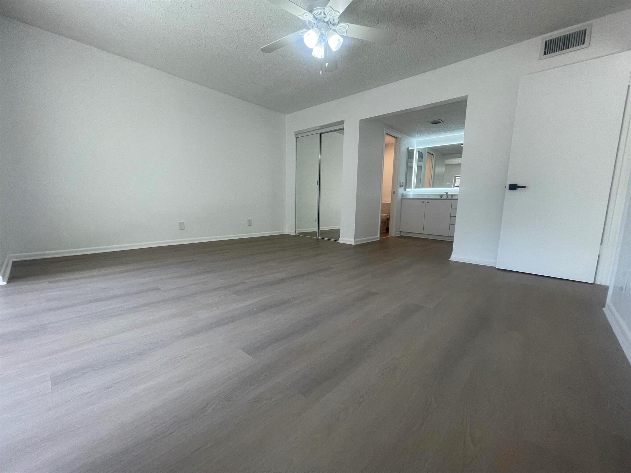 SUNRISE ISLAND CONDOMINIU - Residential