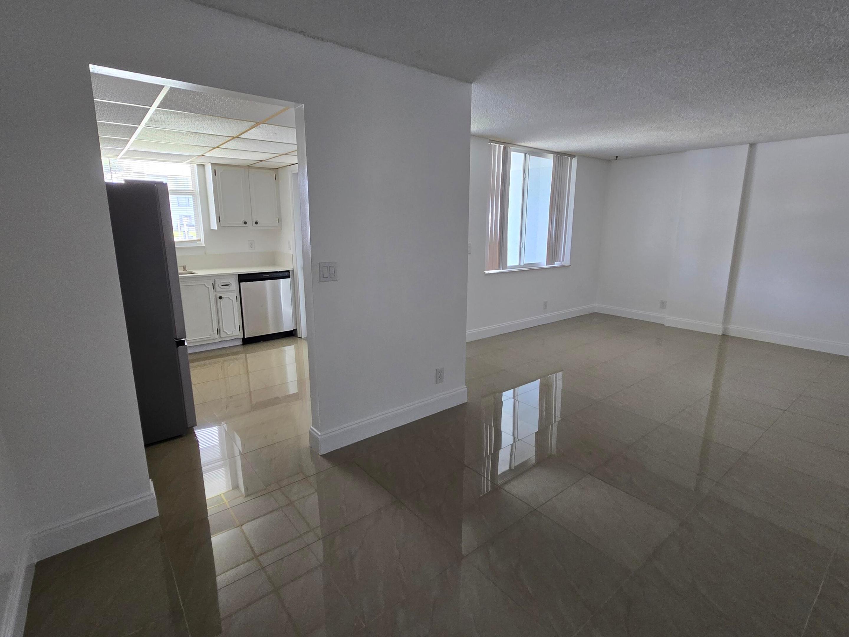 PARADISE VILLAS CONDO - Residential