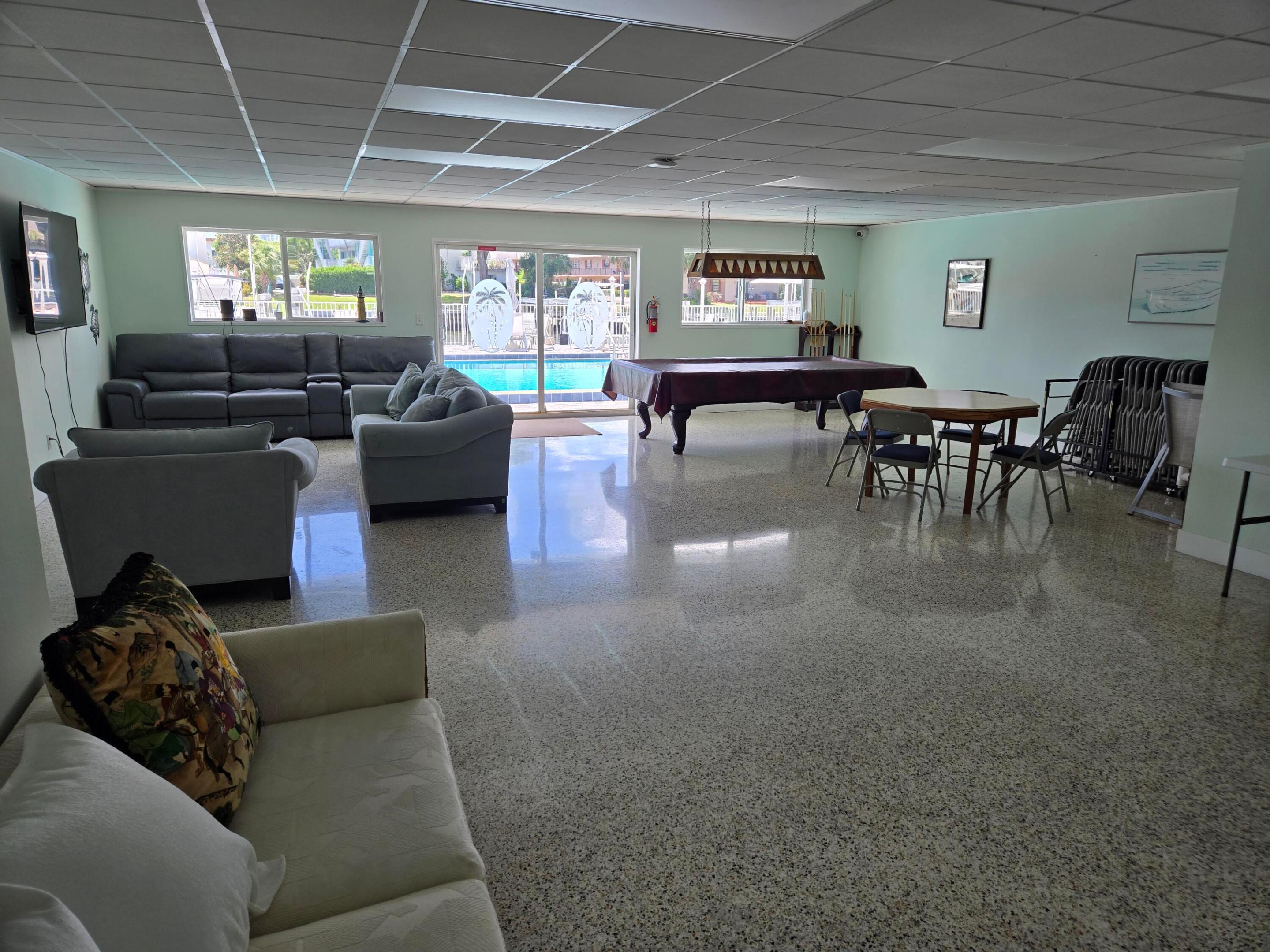 PARADISE VILLAS CONDO - Residential
